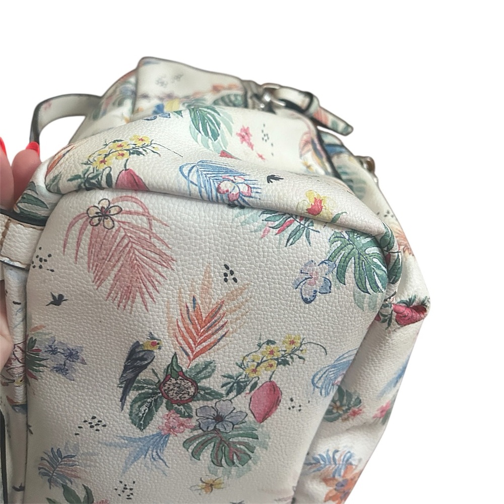 Parfois Cream Tropical Floral Backpack - Picture 7 of 11